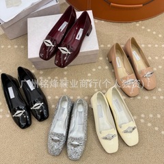 欧洲站春秋新款女鞋时髦水钻扣亮片低跟单鞋气质女真皮浅口小皮鞋