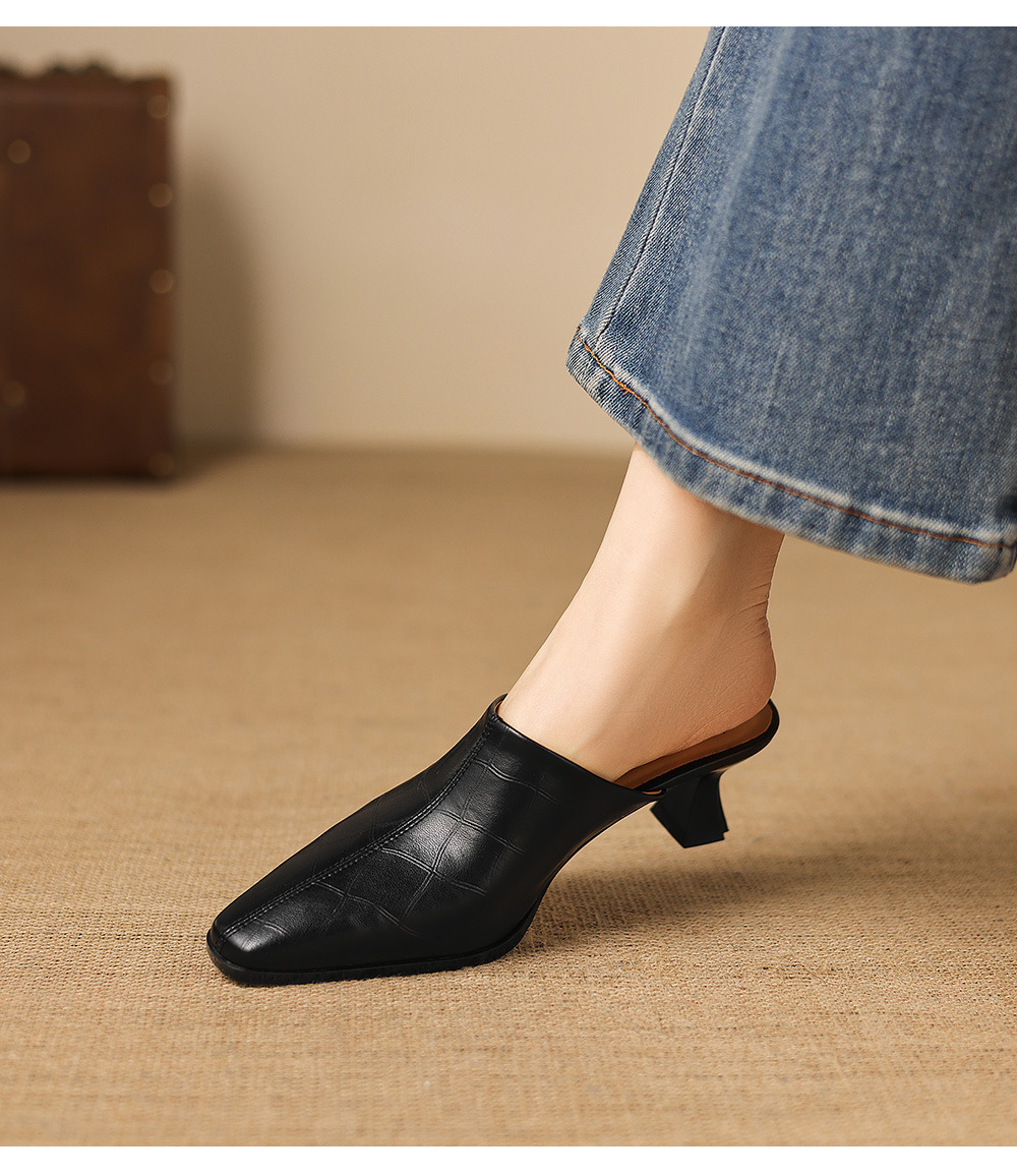 Dép sandal cao gót nữ mũi nhọn quai ngang da dê, gót 5 cm — đen chi tiết 13