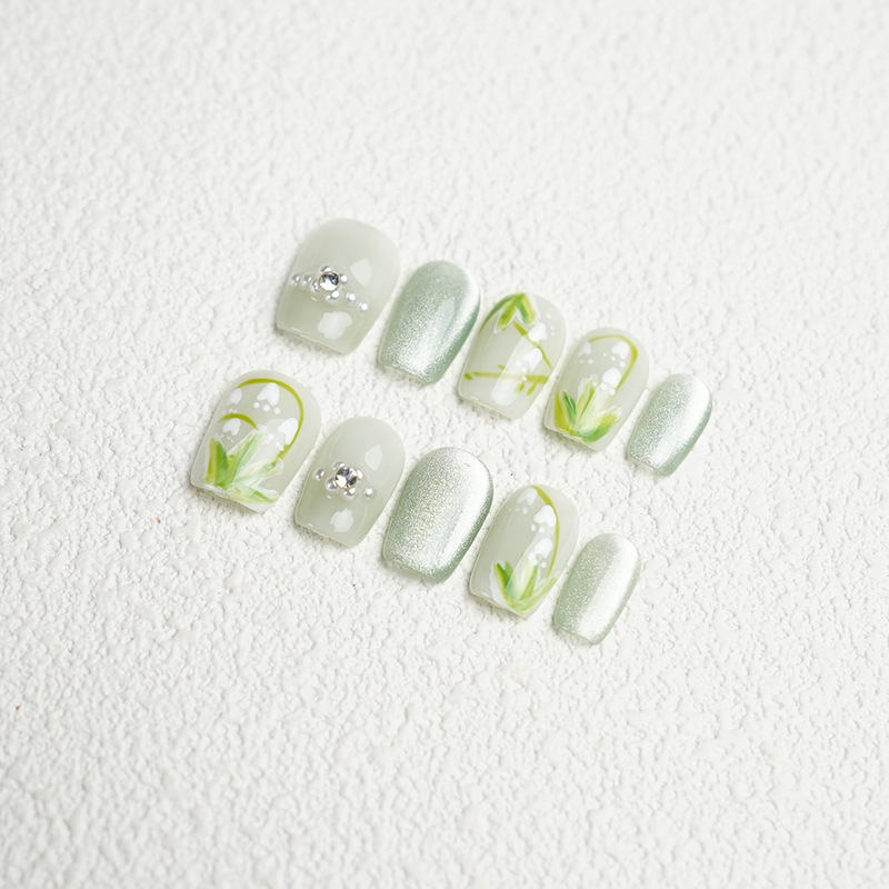 Green summer fresh short nail stickers for manicure for nails