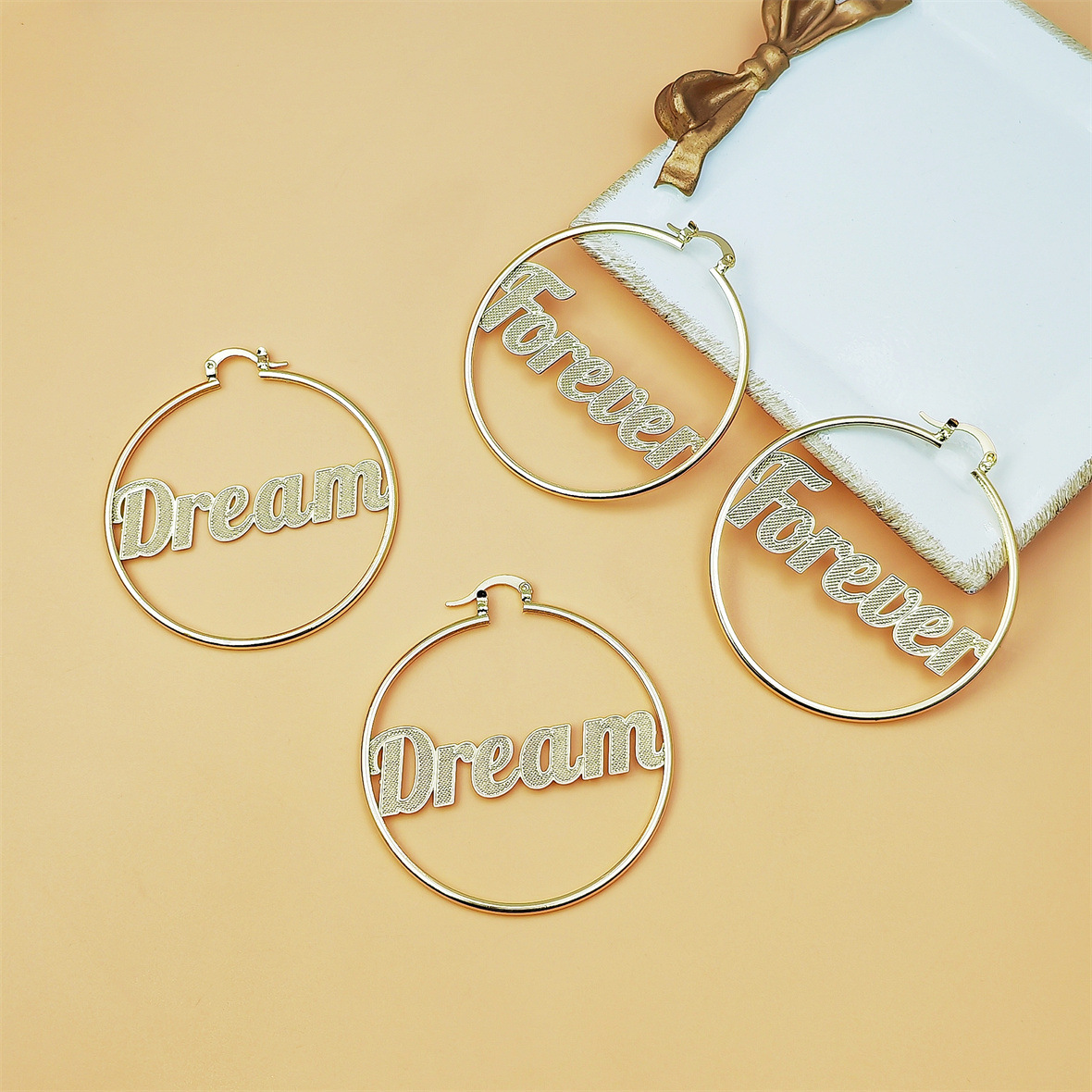 款热卖欧美新款夸张圈圈耳环英文字母耳环铜镀18k金不掉色耳饰