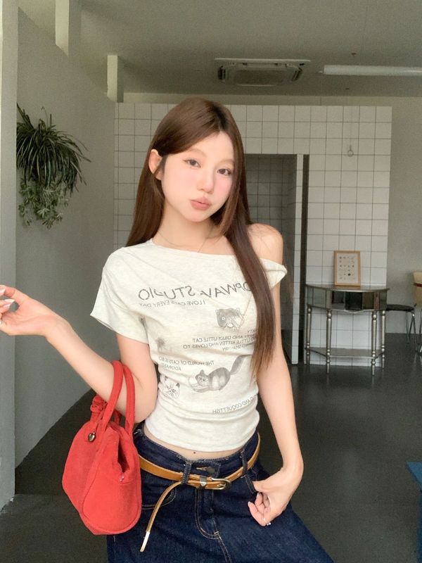 アメリカンホットガール子猫プリントオフショルダー半袖Tシャツレディース夏デザインニッチオフショルダースリムショートトップ|undefined
