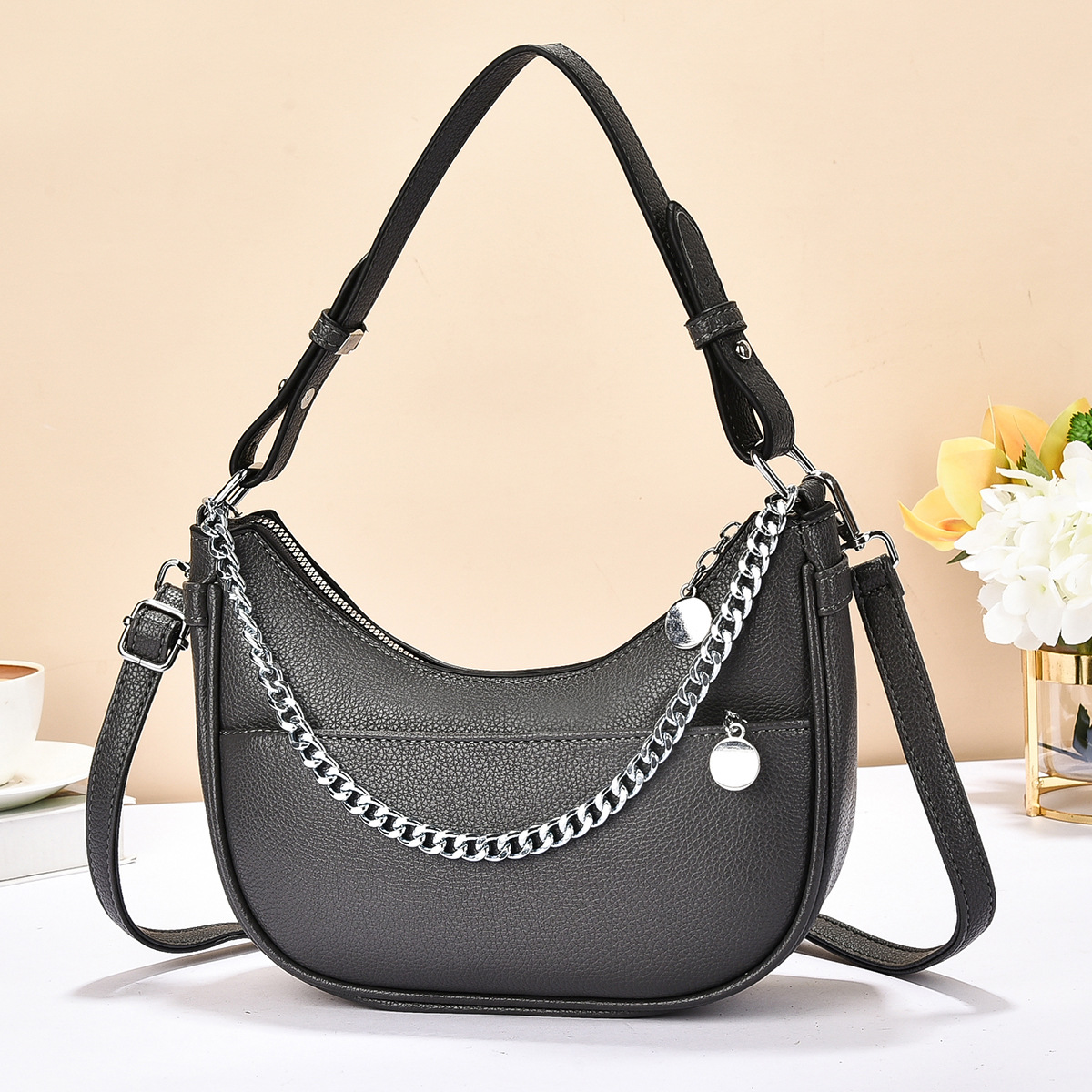 Bolso de hombro de bollo de verano 2025, nuevo bolso de mano, bolso de mujer ligero, bolso de hombro casual, bolso de hombro transfronterizo bgas