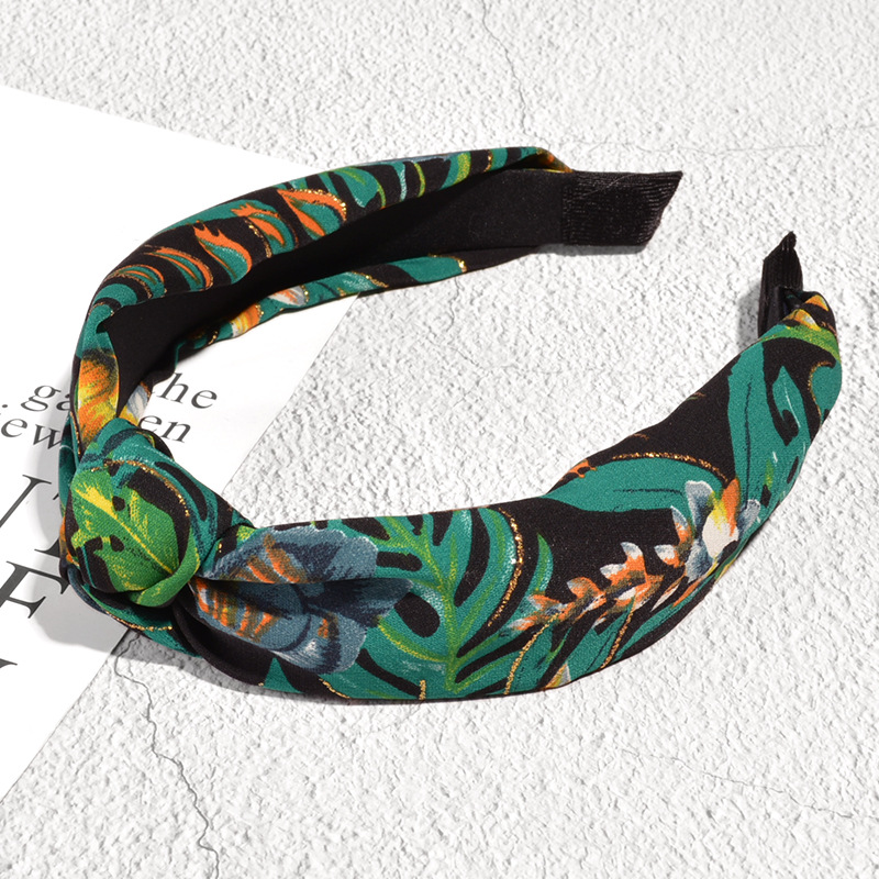 Retro Bronzing Leaf Printing Hair Band display picture 6