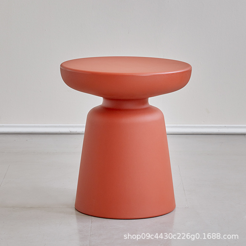 다크 브라운 레드