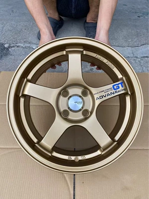 V3 Mazda 6, Hub