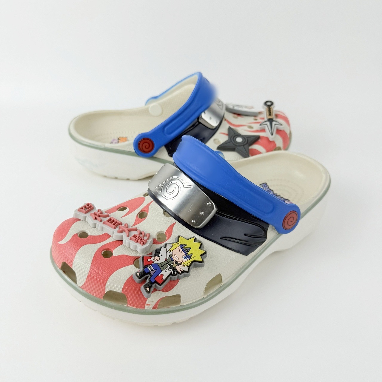 Croca nuevo clásico Batman coche deportivo Naruto puerta de agua Sasuke Hole zapatos de playa hombre zapatos al aire libre