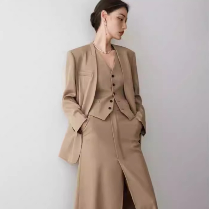 Cross-Border Casual and Stylish Suit + Waist-Cinching Vest + Slit Skirt/Three-Piece Commuter Professional Suit