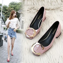 С����ЬŮ���n��ưЬ���¿�2025�ٴ��и���ɫ��Ƥ���^�ָ��ļ�Ь