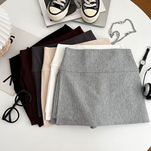White sweet and spicy bag, hip anti-exposure short skirt, split gray sweatpants skirt, A-line version, summer high-quality feel