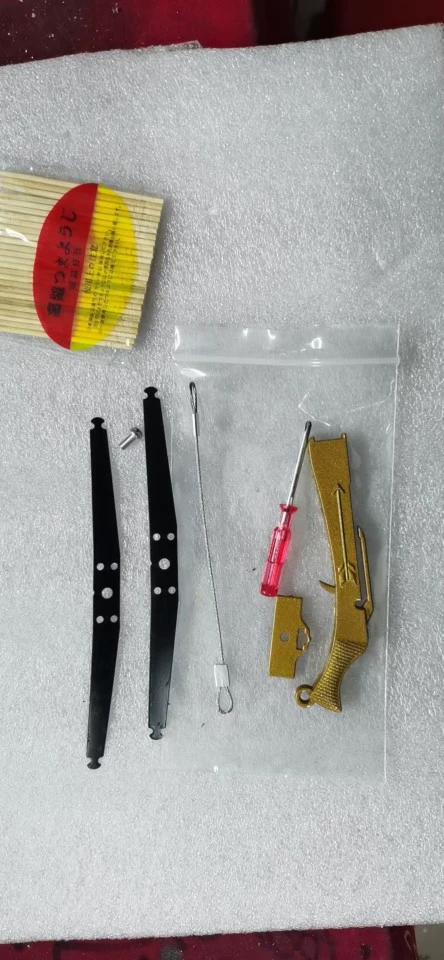 Цинковый сплав с стрелой