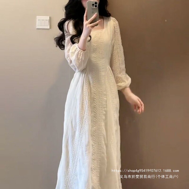2026 New Gentle and Exquisitely Crafted Lace Dress for Women, Autumn French Style, Waist-Cinching High-End Long Dress