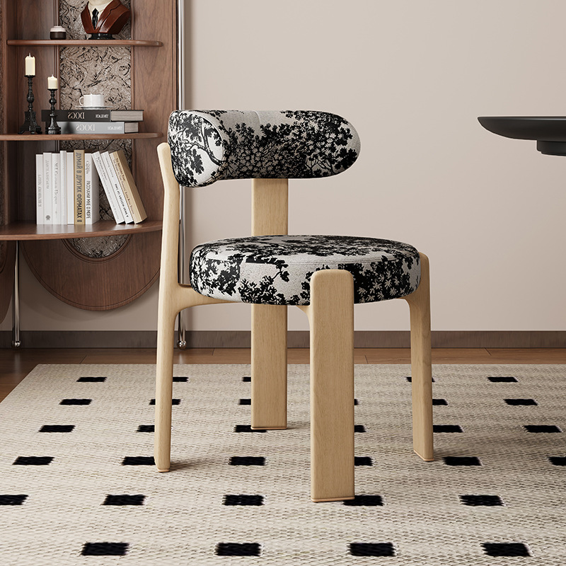 Sillas de comedor de madera sólida retrógrada francesa sillas de comedor de estilo medieval sillas de diseño de alta calidad sillas de respaldo nórdicas