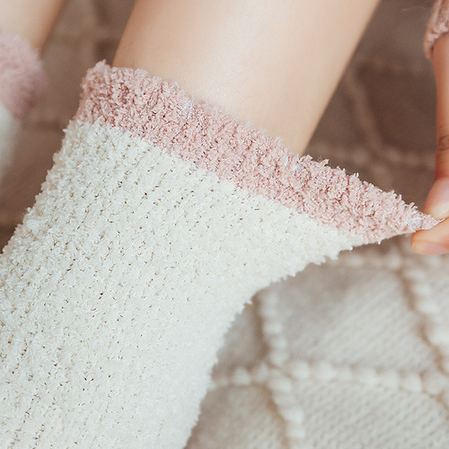 Coral velvet socks for autumn and winter, solid color, ribbed women's socks, simple half-sided velvet, thick floor socks, mid-calf sleep socks
