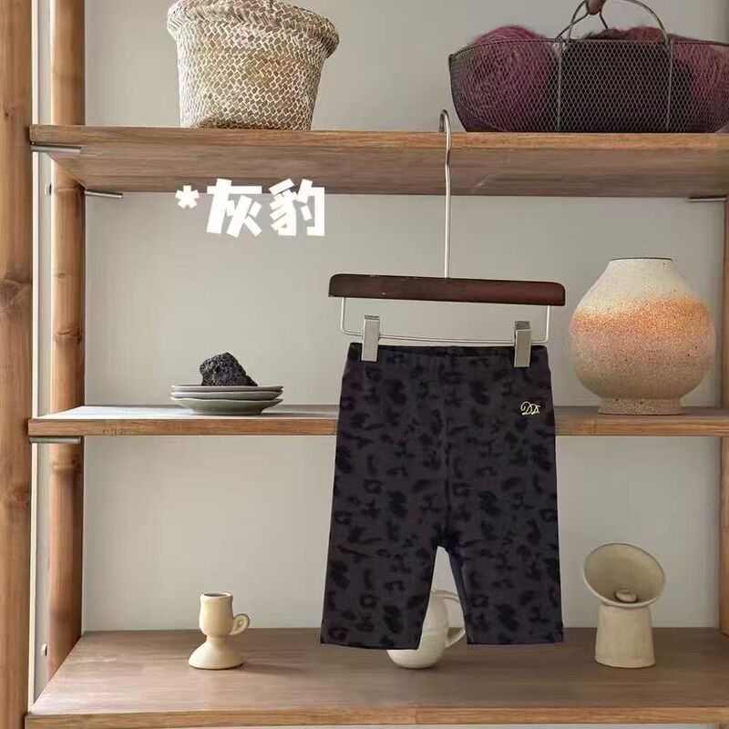 Girls' Summer Thin Pants Children's Cycling Shorts 2026 New Leopard Print Baby Knee-Length Shorts Boys Trendy Internet Celebrity Style