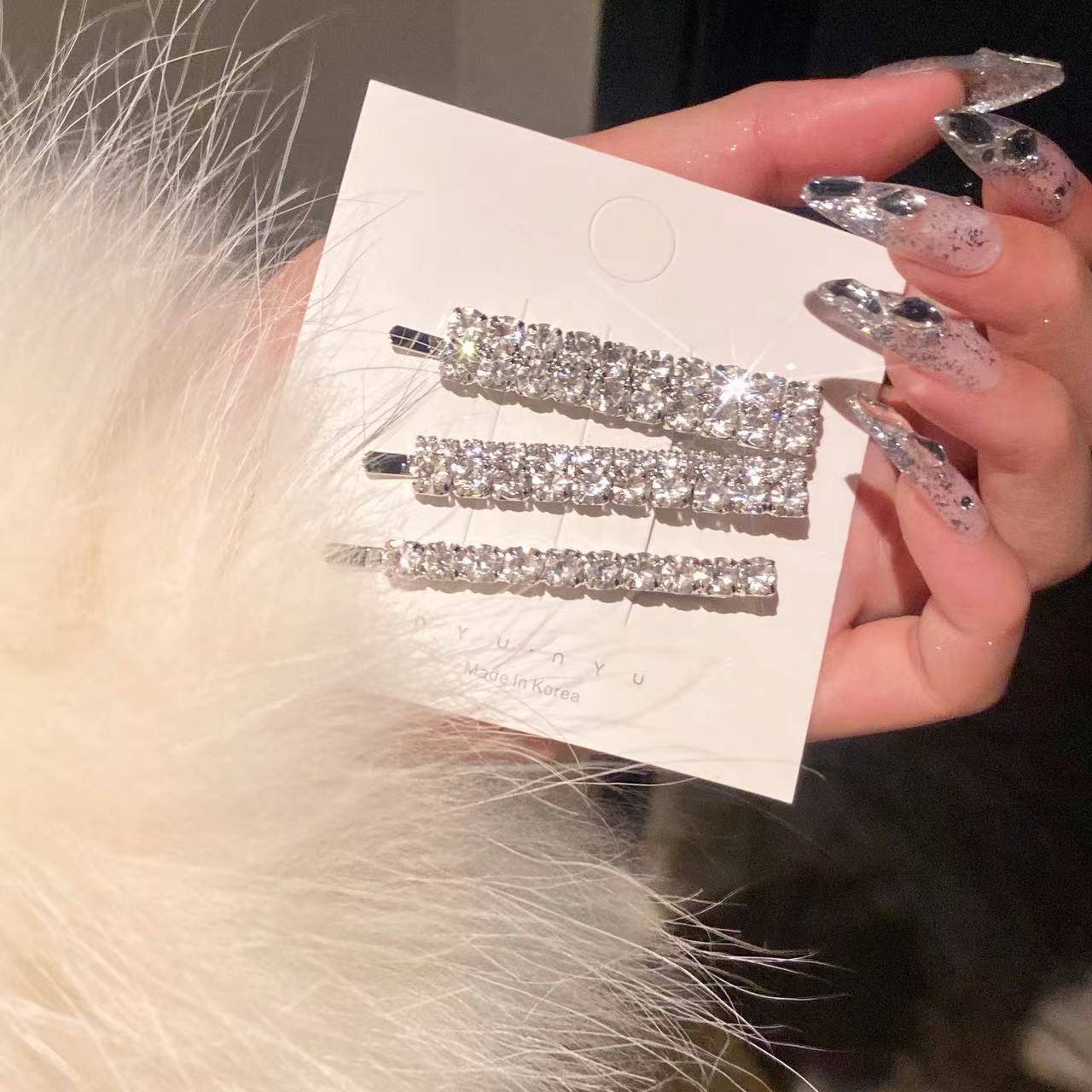 Rhinestone, Iron Material Elegant Shiny Women's Geometric Rhinestone Iron Hair Clip