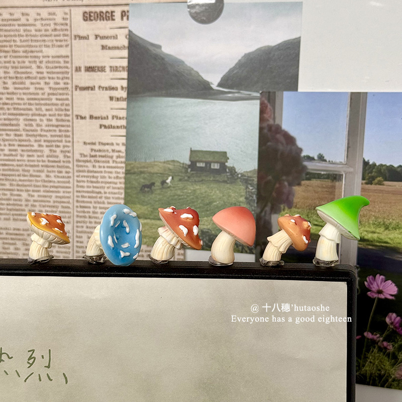 Petit champignon de la forêt [6 modèles] Envoyez de la colle sans trace