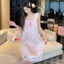 ���������L��ѩ�z˯ȹ�ļ���߅���^����ȹ���؉|���e��ɫ�Ҿӷ�Ů