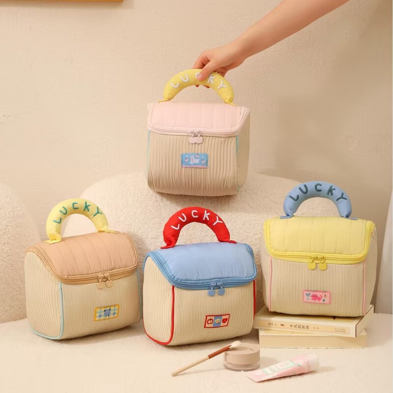 Dopamine Cute PU Large House Portable Travel Wash Bag Portable Large Capacity Storage Bag Waterproof Makeup Bag for Women