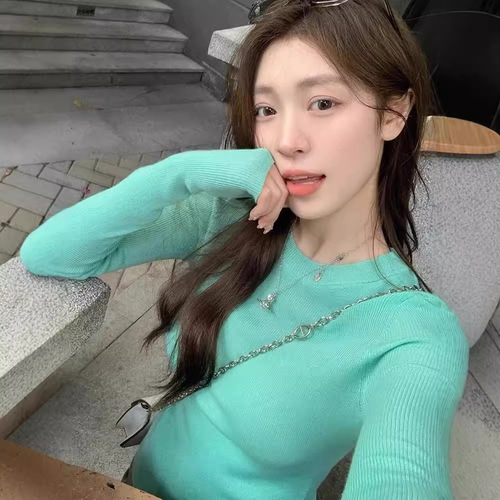 Hemp Bohemian Wave Green Round Neck Knitted Top for Women Spring Fitted Slimming Base Shirt with Straight Shoulder T-Shirt Long Sleeve Top