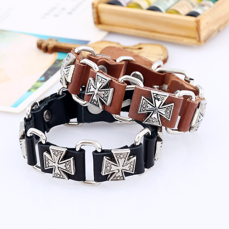 1 Piece Fashion Solid Color Alloy Cowhide Iron Unisex Bracelets
