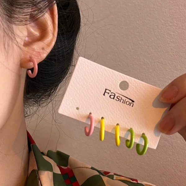 Simple 6-piece set ~ temperament high-end feeling ring earrings women's 2025 new niche design feeling ring earrings earrings