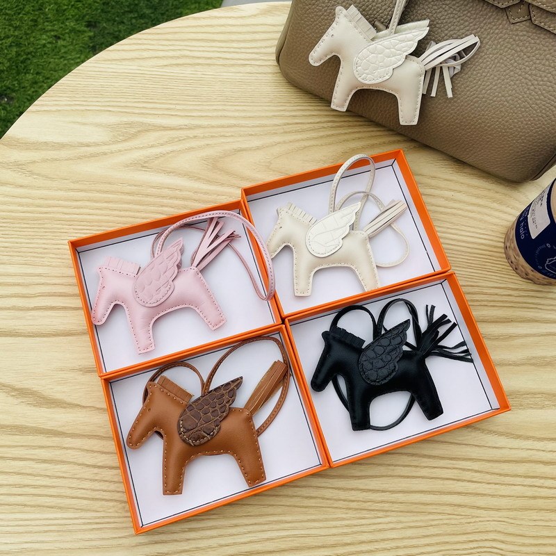 Angel Pegasus Bag Genuine Leather Pendant New Handmade Sheepskin Little Car Keychain Tassel Car Ornament
