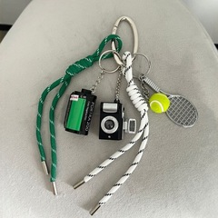 Ins博主は同じタイプの大衆個性野球車のキーホルダーを持っています。