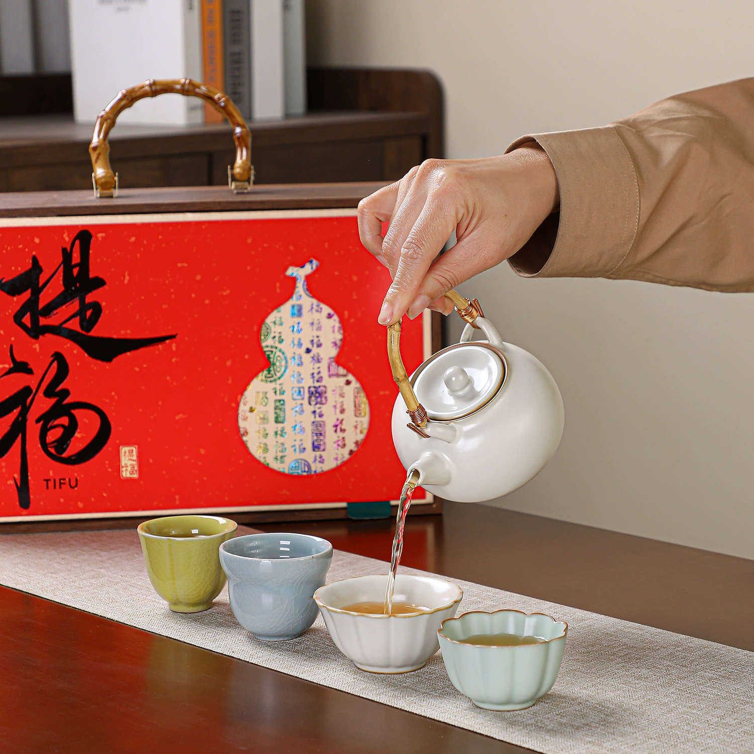 High-end tea set, light luxury style, Birthday gift