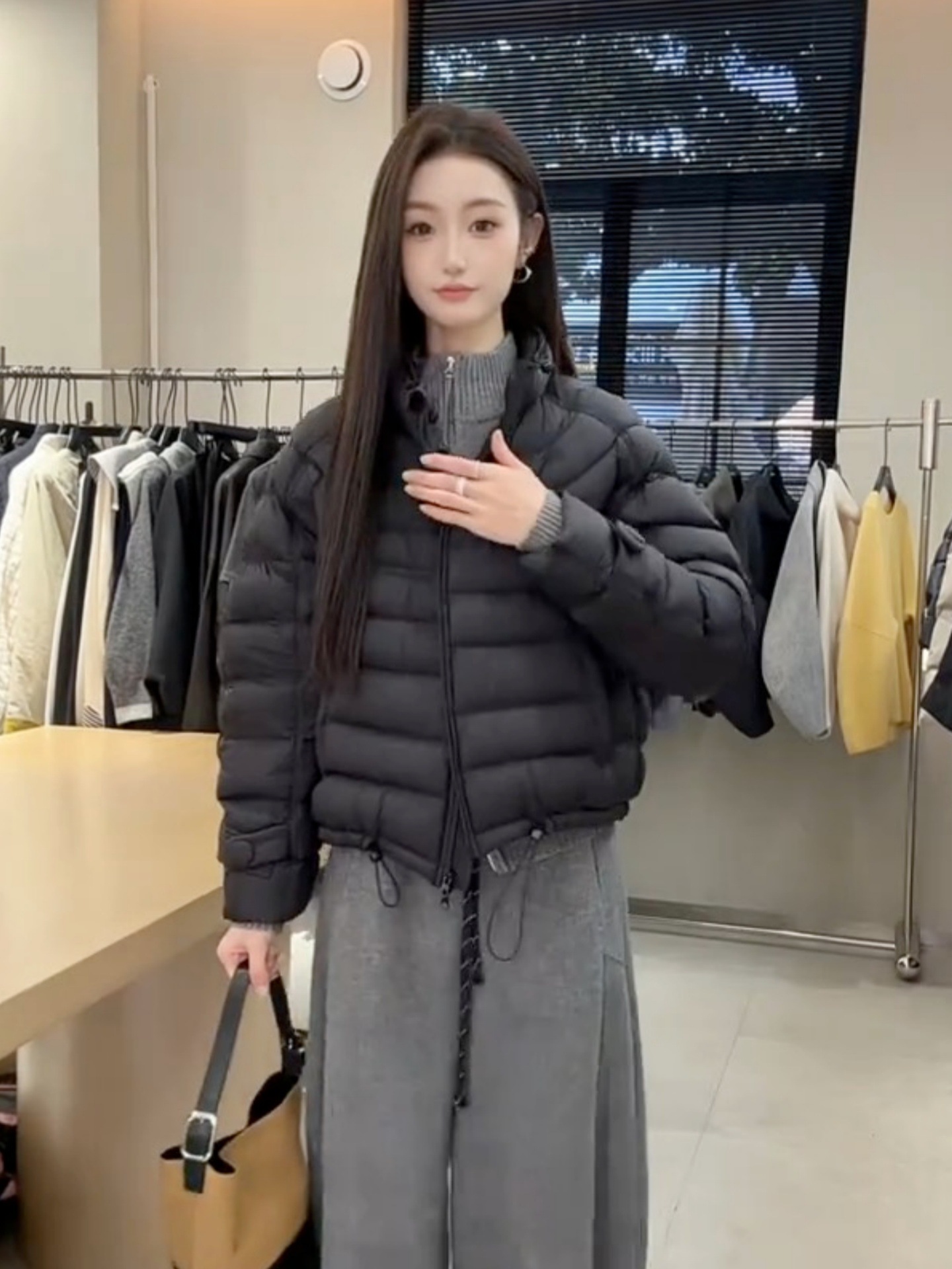 검은색