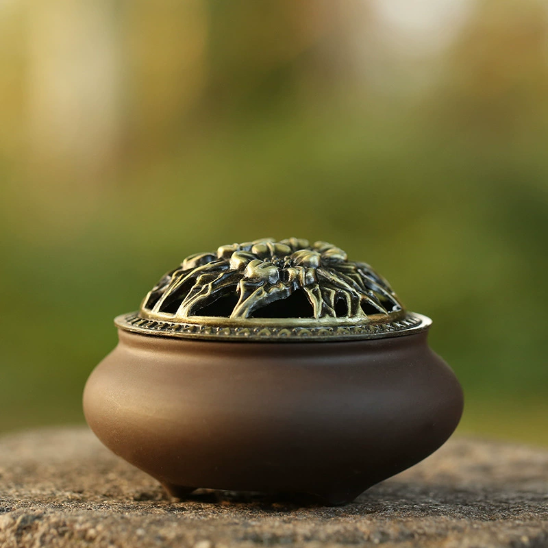 Салатно‑зелёный керамический несмоковник? Wait. Need accurate translation. Let's craft translations.
