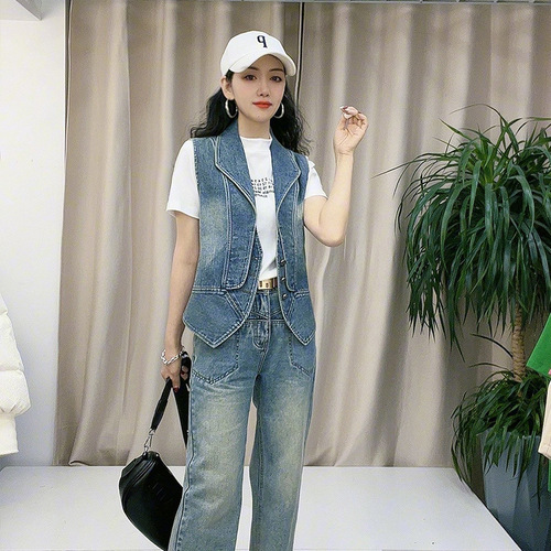 2023 new summer style women's denim vest with women's fashionable layered jacket for little people