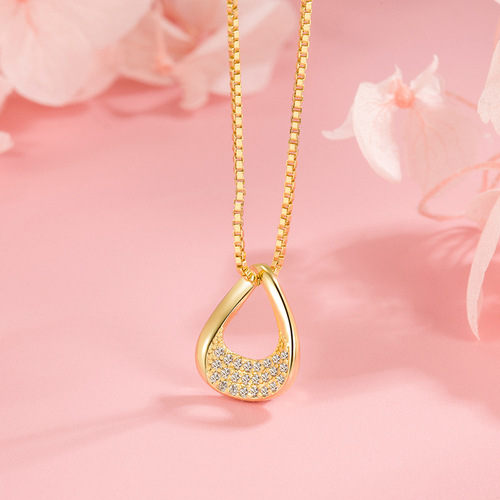 Diamond-inlaid water drop necklace unique geometric pendant for women new high-end niche design retro sweater chain