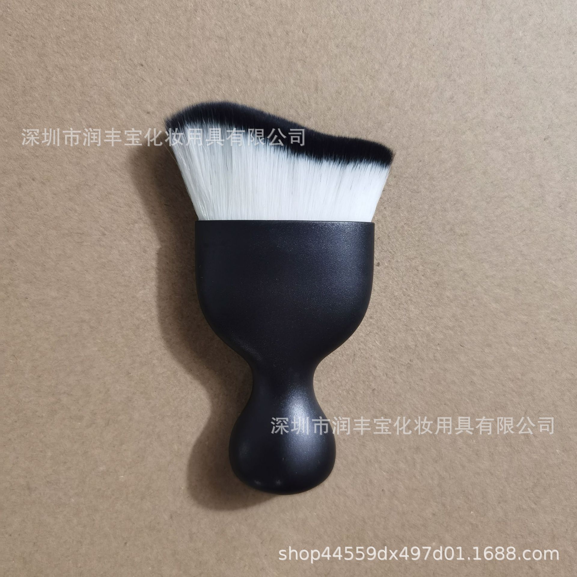 Cepillo de limpieza del coche aire acondicionado salida de aire eliminación de polvo cepillo suave herramienta de limpieza del coche Limpieza de huecos gris artefacto cepillo