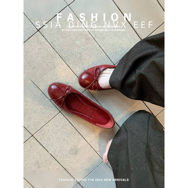 Women's Lambskin Ballet Flats with Genuine Leather Bow, Shallow Slip-On Shoes, Round Toe, Flat Mary Jane Style, Vintage Women's Lambskin Ballet Flats with Genuine Leather Bow, Shallow Slip-On Shoes, Round Toe, Flat Mary Jane Style, Vintage