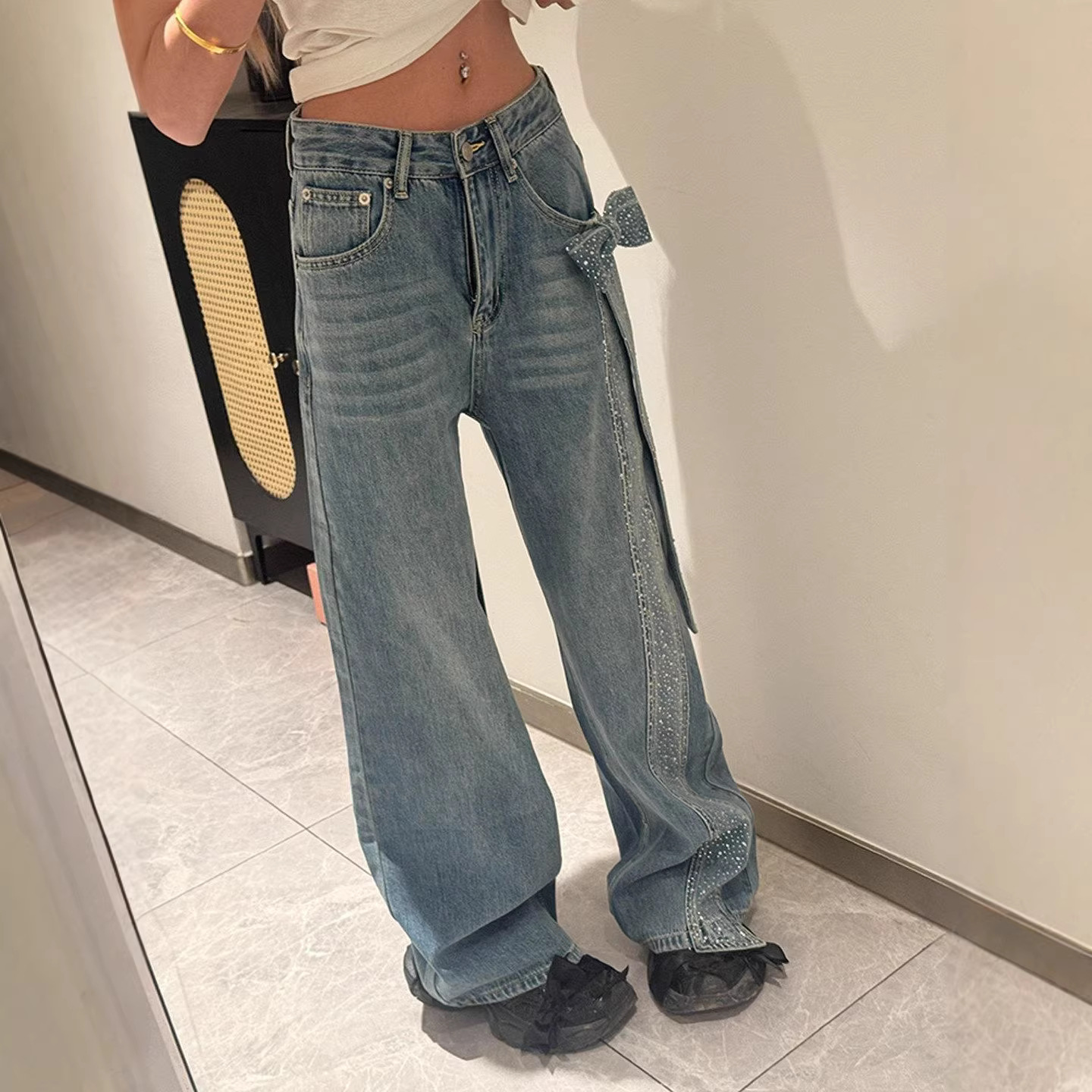Women's Retro Style Rhinestone Bow Tie Denim Jeans Star Print Loose Fit Casual Long Pants For Spring And Autumn_voghion.com