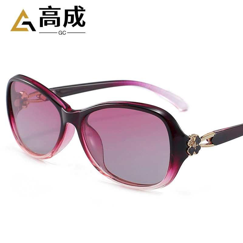 Полноправные женские polarized солнцезащитные очки двухцветные с цветочным стилем пляжный стиль модные водитель зеркальные 2214