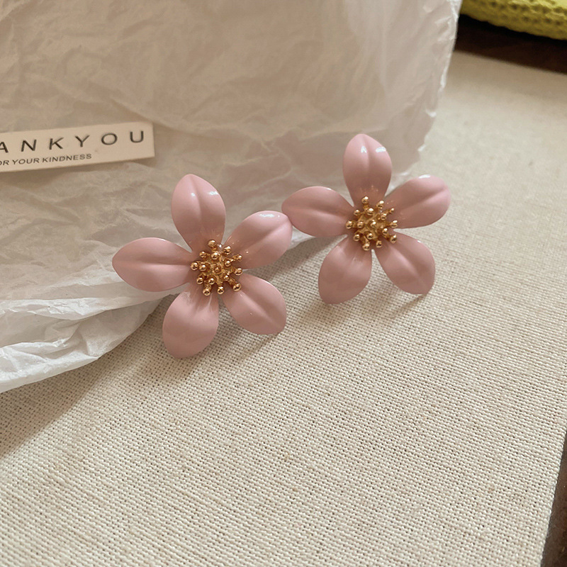 Pendientes de borla de hilo de malla de flor de aguja de plata Pendientes de estilo de vacaciones junto al mar frescos y dulces Pendientes de ambiente de moda y versátil