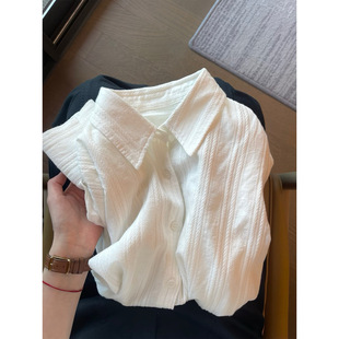 㼑��o���L�Q�l�yȫ���Ứ�r�������nϵQuiet Luxury�r�·�����ZH