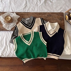 Factory Direct Sale Korean Children's Clothing 2022 Autumn Children's Fashion Simple Men and Women V-neck Knitted Cardigan Sweater