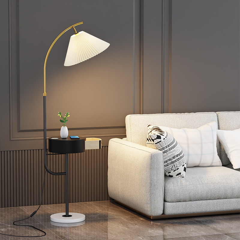 Scandinavian-style wireless charging floor lamp for living room, Instagram bedroom bedside lamp, American light luxury standing coffee table lamp