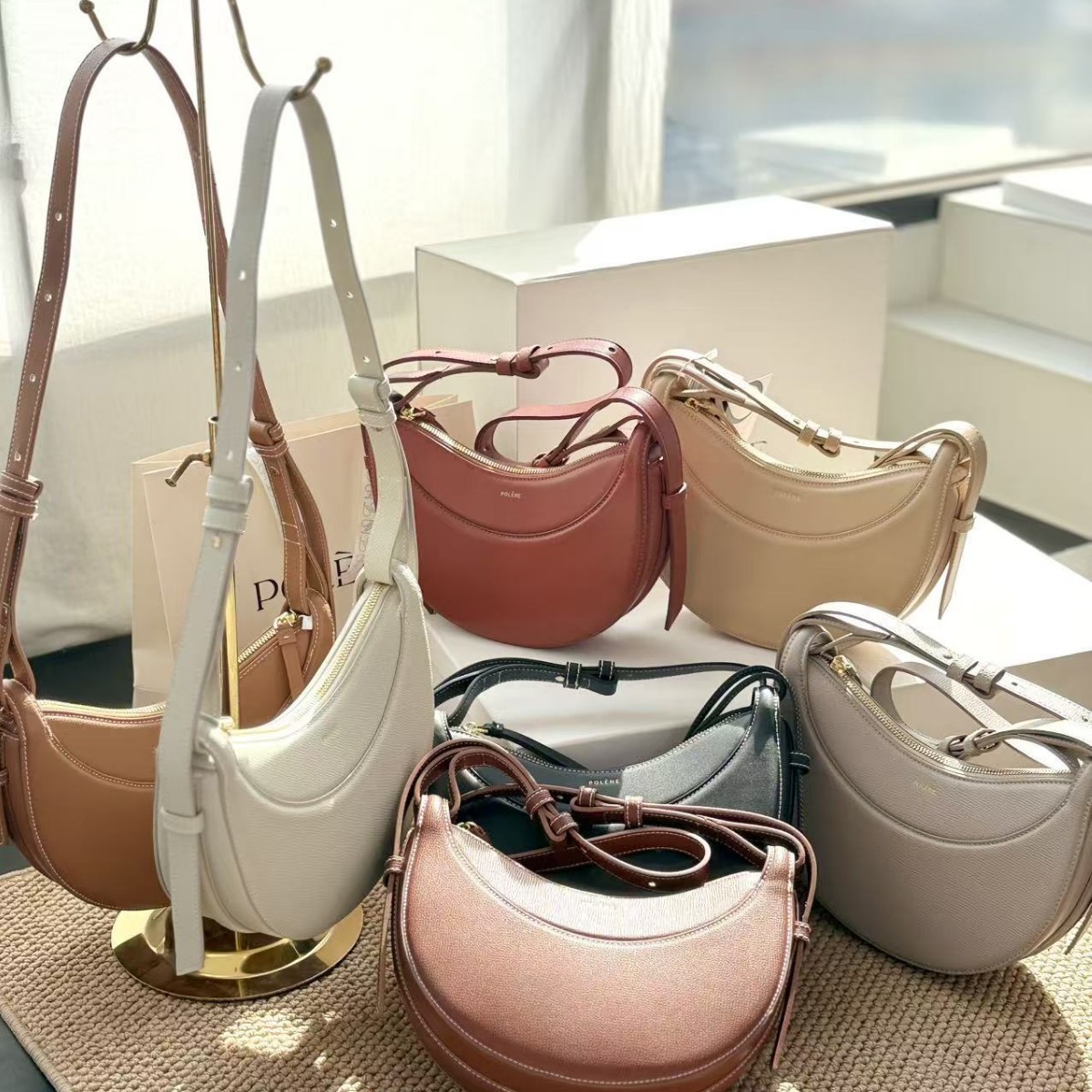 French Niche Crescent Bag 2025 New Arrival Luxury Saddle Bag Single Shoulder Crossbody Underarm Bag For Women Retro Half Moon Bag - Thumbnail 2