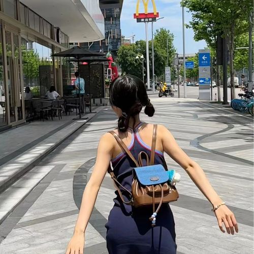 Retro all-match denim stitching backpack 2024 summer new style student cute plush bear backpack charm trend