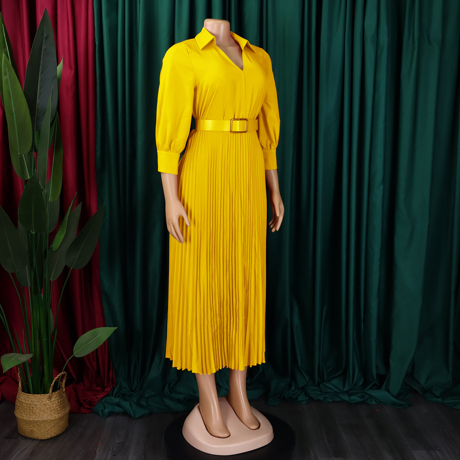 GraceChic D3327 Damenkleid Frühjahr 2025, neue Mode, V-Ausschnitt, einfarbig, langärmelig, weiter Saum, plissiert, Exportkleid_voghion.com