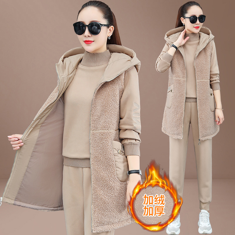 Thickened Velvet Sports Suit Women's Autumn and Winter 2020 New Mid-length Lamb Velvet Sweater Three-piece Casual Wear Thickened Velvet Sports Suit Women's Autumn and Winter 2020 New Mid-length Lamb Velvet Sweater Three-piece Casual Wear