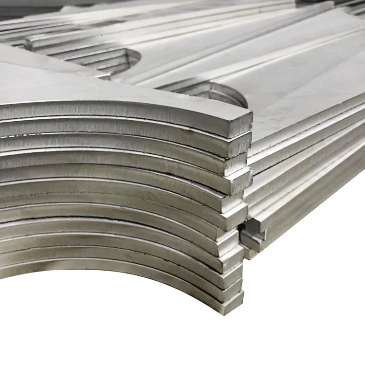 莱芜不锈钢加工件价格 不锈钢板拉斯覆膜多少钱 可折弯加工 量大