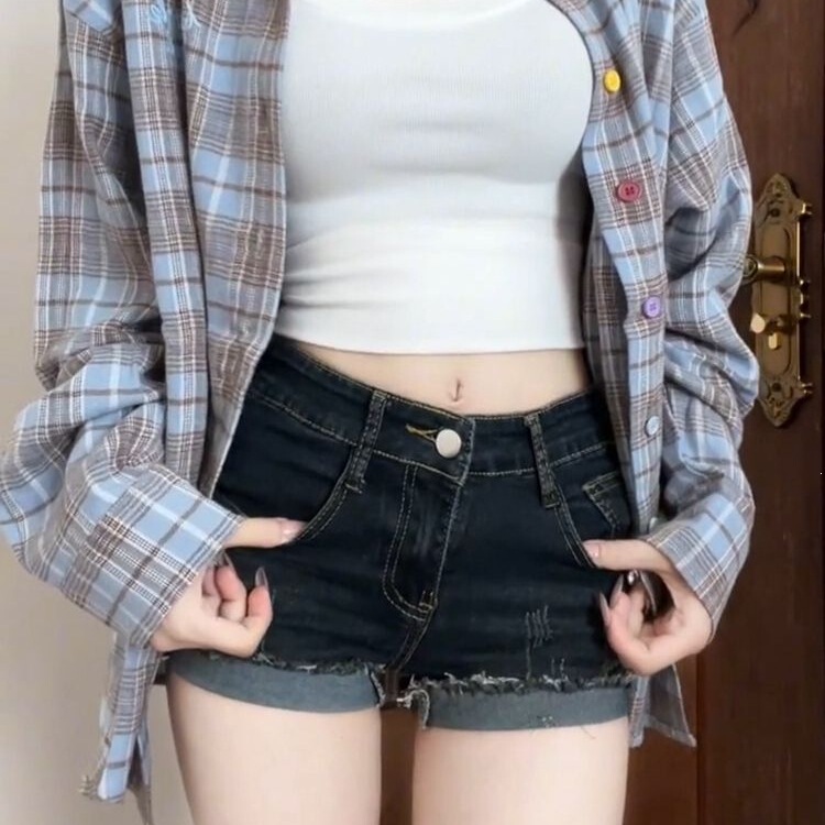 American-Style Spicy Girl Rolled-Edge Denim Shorts for Women, New Summer Low-Waist, Cropped, Stretchy, Slim-Fit, Hip-Hugging, Ultra-Short Hot Pants