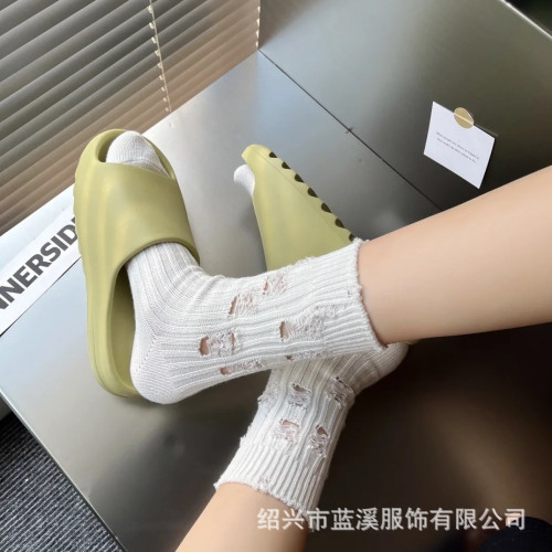 破洞袜子乞丐袜女中筒小红书ins网红同款个性袜子外穿纯色潮袜