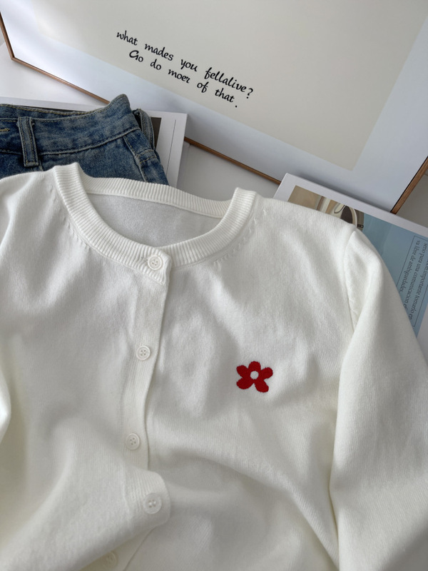 刺繍カーディガンレディース薄手新作秋冬韓国風ラウンドネックニットトップショートジャケット初秋日焼け止め服6027|undefined