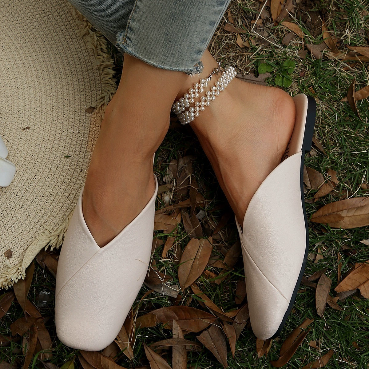 Женские тапочки 2025, новые, плоские, корейский стиль, полутапочки, ленивые, ретро, универсальные, больших размеров.