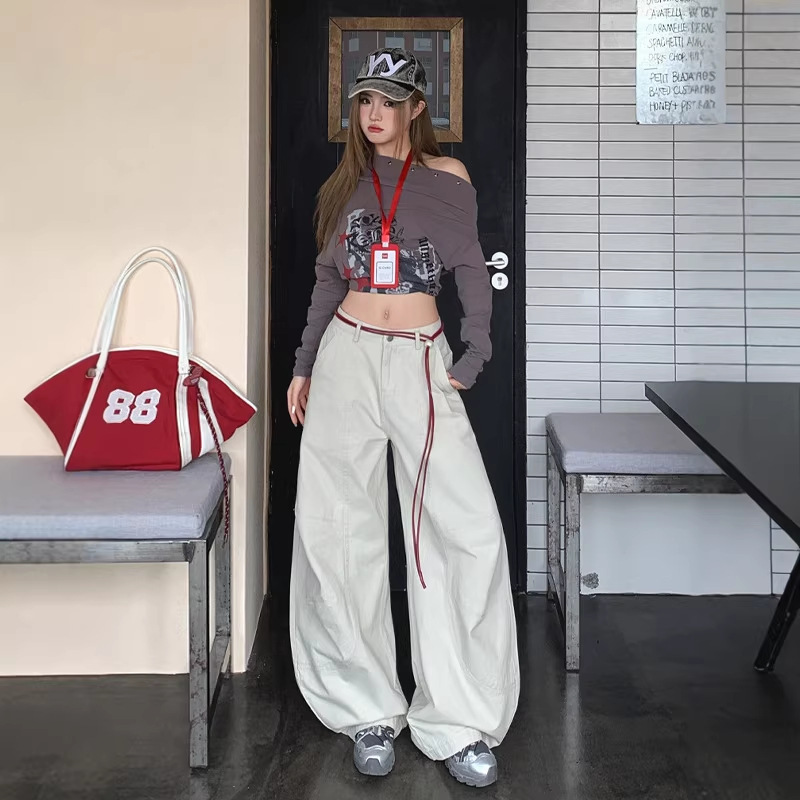 Spring 2026 New Beige American Retro Spicy Girl Deconstructed High-End Drapey Scimitar Jeans for Women Spring 2026 New Beige American Retro Spicy Girl Deconstructed High-End Drapey Scimitar Jeans for Women